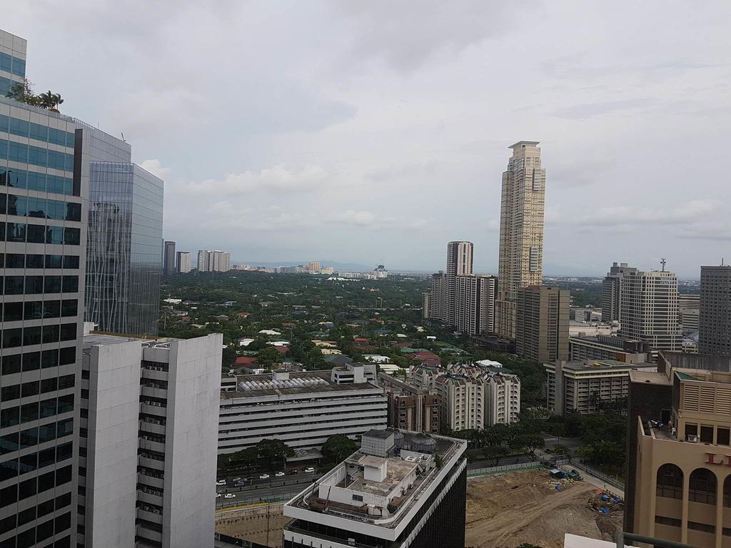 Luxury Spacious 2Br In Salcedo Village Manila Luaran gambar